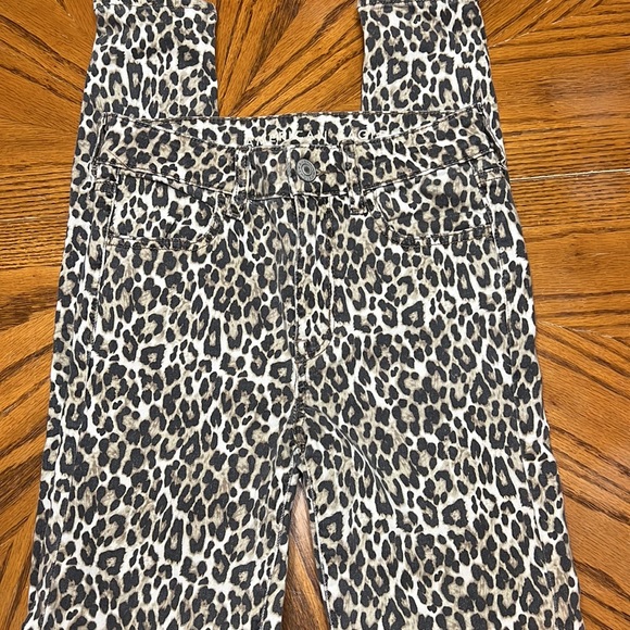 American Eagle next level stretch leopard print hi Raz checking‘s size 2 - Picture 3 of 8